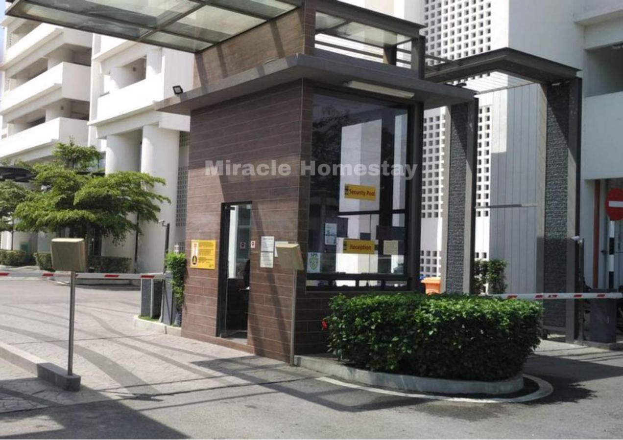 Miracle Woodsbury Habour Place באטרוורת' מראה חיצוני תמונה
